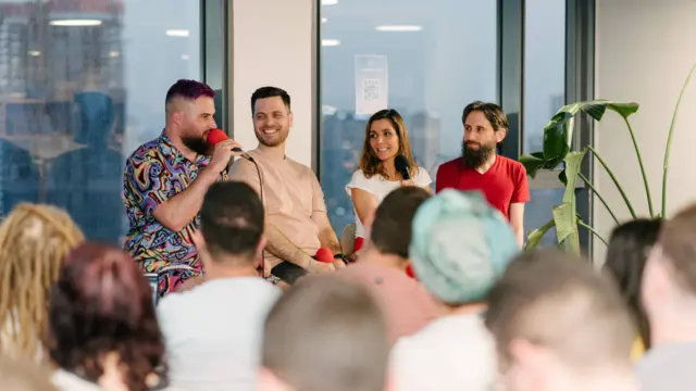 תמונת כריכה לפרק פרק {29} = לייב במיטאפ! איך למצוא ולנצל את החוזקות שלנו עם הילה אלקיים