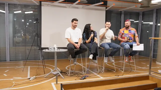 תמונת כריכה לפרק פרק {49} לייב במיטאפ = סיניוריטי מתוך מעבר בין חברות - שחר שפורר